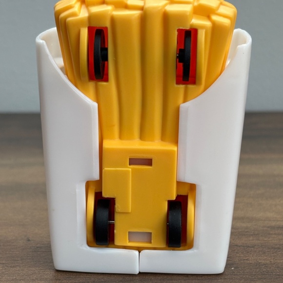 VINTAGE 1998 MR. POTATO HEAD Burger King Toy “Indy Fry Hundred" Speedster Car - Picture 3 of 9